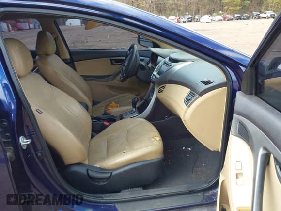 ✅ 2013 Hyundai Elantra GLS • VIN: 5NPDH4AE0DH213986 • Lot: 43575259. Listed on IAAI with 184,670 mi. Free auction sales archive from the USA and detailed vehicle history report at DreamBid. Image 5.