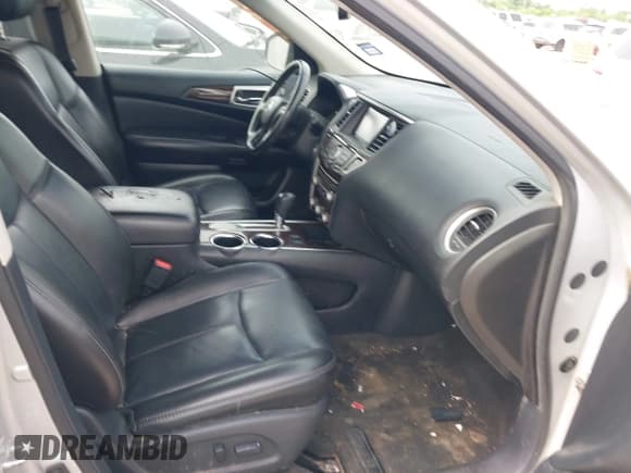 ✅ 2014 Nissan Pathfinder S • VIN: 5N1AR2MN7EC687782 • Lot: 42272724. Listed on IAAI with 174,159 mi. Free auction sales archive from the USA and detailed vehicle history report at DreamBid. Image 5.