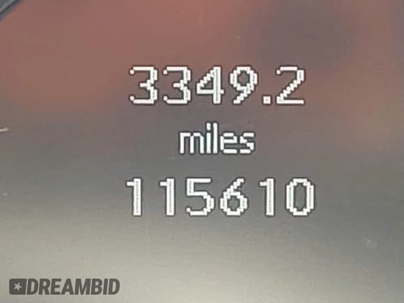 ✅ 2011 Mercedes-Benz E 350 Luxury • VIN: WDDHF8HB4BA420501 • Lot: 42393402. Listed on IAAI with 115,610 mi. Free auction sales archive from the USA and detailed vehicle history report at DreamBid. Image 15.