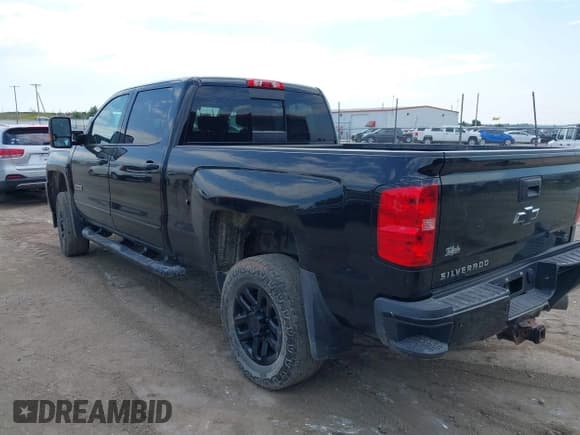 ✅ 2016 Chevrolet Silverado 2500HD LT • VIN: 1GC1KVE86GF237237 • Lot: 42989344. Listed on IAAI with 135,318 mi. Free auction sales archive from the USA and detailed vehicle history report at DreamBid. Image 3.