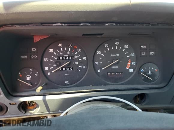 ✅ 1982 BMW 3 Series • VIN: WBAAG3307C8378851 • Lot: 51143965. Listed on Copart with 101,449 mi. Free auction sales archive from the USA and detailed vehicle history report at DreamBid. Image 9.