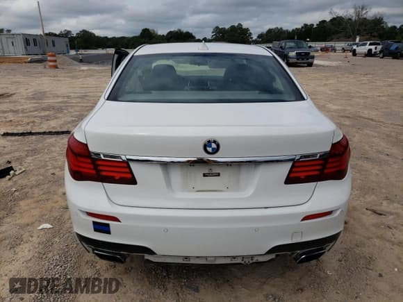 ✅ 2014 BMW 7 Series 740i • VIN: WBAYA6C57ED144572 • Lot: 70323644. Listed on Copart with 88,977 mi. Free auction sales archive from the USA and detailed vehicle history report at DreamBid. Image 6.