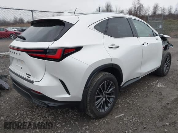 ✅ 2025 Lexus NX 350 • VIN: 2T2AGCEZ7SC089871 • Lot: 43605026. Wystawiony na IAAI z przebiegiem 929 mil. Bezpłatny archiwum sprzedaży aukcyjnych z USA i szczegółowy raport historii pojazdu na DreamBid. Zdjęcie 4.