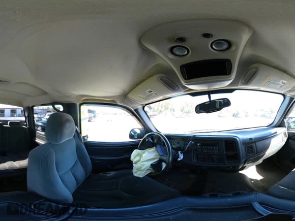 ✅ 2004 Chevrolet Silverado 1500 LT • VIN: 2GCEC13T241402685 • Лот: 43560172. Опубликован ранее на IAAI с пробегом 401 000 миль. Бесплатный доступ к архиву аукционных продаж из США и подробный отчёт об истории автомобиля на DreamBid. Изображение 18.