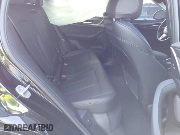 ✅ 2025 BMW X4 xDrive30i • VIN: 5UX33DT06S9X74886 • Lot: 42731054. Listed on IAAI with 7,278 mi. Free auction sales archive from the USA and detailed vehicle history report at DreamBid. Image 8.