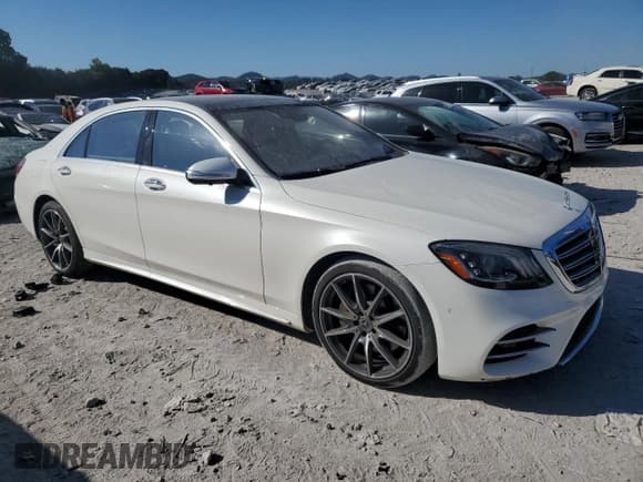 ✅ 2019 Mercedes-Benz S 560 • VIN: WDDUG8DB2KA443986 • Lot: 70747175. Listed on Copart with 72,328 mi. Free auction sales archive from the USA and detailed vehicle history report at DreamBid. Image 4.