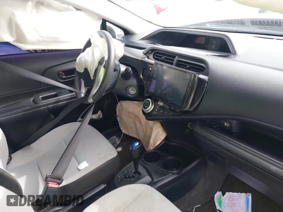 ✅ 2016 Toyota Prius One • VIN: JTDKDTB36G1120301 • Lot: 41578429. Listed on IAAI with 186,479 mi. Free auction sales archive from the USA and detailed vehicle history report at DreamBid. Image 5.