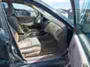 2001 Honda Accord VP с VIN 1HGCF86601A031493, выставлен на аукционе IAAI как лот 42615425 с пробегом 213 221 миль миль и . История ставок и продаж доступна на DreamBid. Изображение 5.