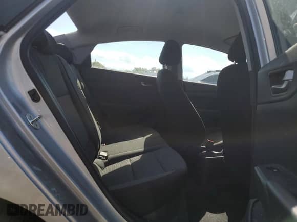 2021 Hyundai Accent SE z VIN 3KPC24A61ME128245, wystawiony jako Copart lot #74577424 z przebiegiem 70 647 mil mil oraz Szkoda całkowita • Salvage title. Historia ofert i sprzedaży dostępna na DreamBid. Obrazek 10.