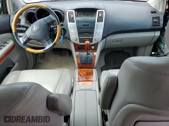 ✅ 2007 Lexus RX 350 • VIN: 2T2HK31U97C020842 • Lot: 57143295. Listed on Copart with 149,519 mi. Free auction sales archive from the USA and detailed vehicle history report at DreamBid. Image 8.