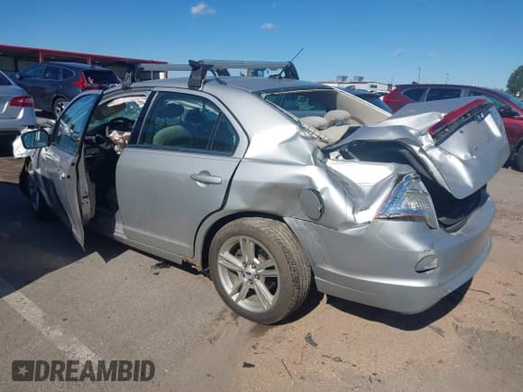 ✅ 2010 Ford Fusion SE • VIN: 3FAHP0HA8AR416154 • Lot: 43478869. Listed on IAAI with 233,009 mi. Free auction sales archive from the USA and detailed vehicle history report at DreamBid. Image 3.
