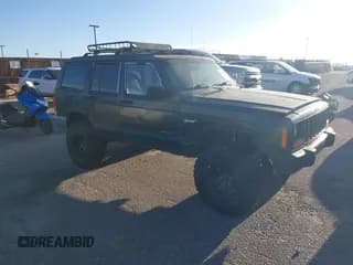 ✅ 1998 Jeep Cherokee Sport • VIN: 1J4FJ68S3WL271233 • Лот: 43537210. Опубликован ранее на IAAI с пробегом 217 005 миль. Бесплатный доступ к архиву аукционных продаж из США и подробный отчёт об истории автомобиля на DreamBid. Изображение 1.