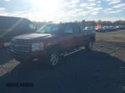 ✅ 2013 Chevrolet Silverado 1500 LT • VIN: 1GCRKSE79DZ109979 • Лот: 43548873. Опубликован ранее на IAAI с пробегом 104 590 миль. Бесплатный доступ к архиву аукционных продаж из США и подробный отчёт об истории автомобиля на DreamBid. Изображение 2.