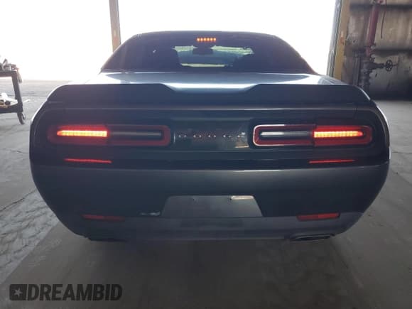 ✅ 2017 Dodge Challenger R/T • VIN: 2C3CDZBT2HH655866 • Lot: 87236045. Listed on Copart with 72,741 mi. Free auction sales archive from the USA and detailed vehicle history report at DreamBid. Image 6.