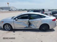 ✅ 2018 Ford Fusion SE • VIN: 3FA6P0H70JR136532 • Lot: 42858538. Listed on IAAI with 126,935 mi. Free auction sales archive from the USA and detailed vehicle history report at DreamBid. Image 14.