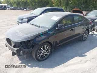 2020 Hyundai Elantra SEL with VIN KMHD84LF3LU015456, listed as a IAAI auction lot 43220966 with 118,280 mi miles and . Bid and sale history available at DreamBid. Image 2.