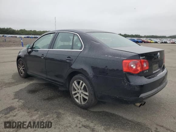 ✅ 2006 Volkswagen Jetta 2.5L • VIN: 3VWRG71K26M775527 • Лот: 81575495. Опубликован ранее на Copart с пробегом 156 697 миль. Бесплатный доступ к архиву аукционных продаж из США и подробный отчёт об истории автомобиля на DreamBid. Изображение 2.