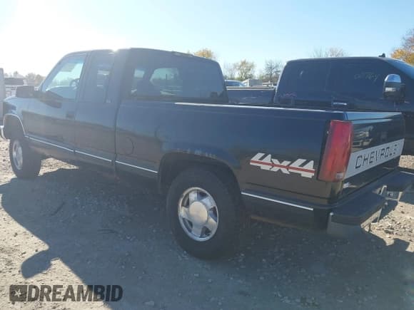 ✅ 1996 Chevrolet Silverado 1500 • VIN: 1GCEK19M7TE133678 • Lot: 43508053. Wystawiony na IAAI z przebiegiem 194 091 mil. Bezpłatny archiwum sprzedaży aukcyjnych z USA i szczegółowy raport historii pojazdu na DreamBid. Zdjęcie 3.