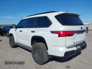 ✅ 2023 Toyota Sequoia SR5 • VIN: 7SVAAABA4PX013371 • Лот: 41406258. Опубликован ранее на IAAI с пробегом 11 776 миль. Бесплатный доступ к архиву аукционных продаж из США и подробный отчёт об истории автомобиля на DreamBid. Изображение 3.