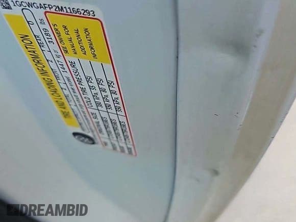 ✅ 2021 Chevrolet Express Cargo • VIN: 1GCWGAFP2M1166293 • Lot: 42621193. Listed on IAAI with 116,410 mi. Free auction sales archive from the USA and detailed vehicle history report at DreamBid. Image 1.