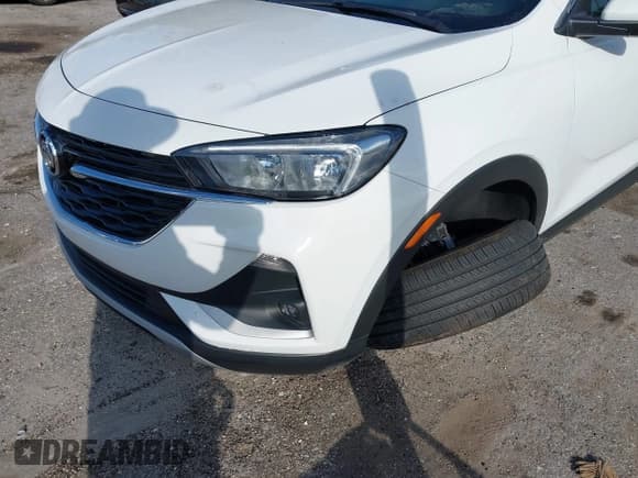 ✅ 2021 Buick Encore GX Preferred • VIN: KL4MMBS21MB162921 • Lot: 43523189. Wystawiony na IAAI z przebiegiem 23 276 mil. Bezpłatny archiwum sprzedaży aukcyjnych z USA i szczegółowy raport historii pojazdu na DreamBid. Zdjęcie 6.