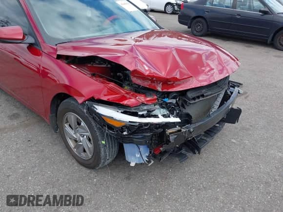 2024 Hyundai Elantra SE with VIN KMHLL4DG0RU840042, listed as a IAAI auction lot 43345194 with 33,567 mi miles and . Bid and sale history available at DreamBid. Image 6.