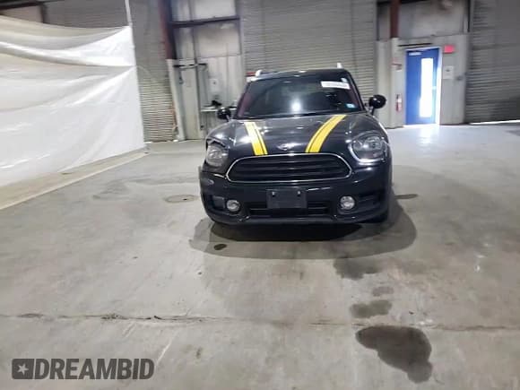 ✅ 2017 MINI Countryman Cooper • VIN: WMZYV5C37H3E01405 • Lot: 52436335. Wystawiony na Copart z przebiegiem 135 357 mil. Bezpłatny archiwum sprzedaży aukcyjnych z USA i szczegółowy raport historii pojazdu na DreamBid. Zdjęcie 13.