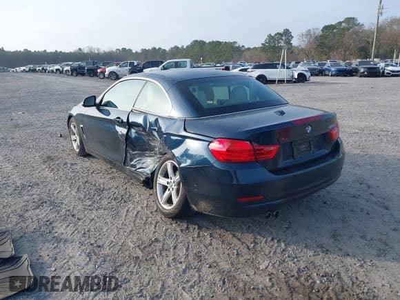 ✅ 2015 BMW 4 Series 428i • VIN: WBA3V5C58FP752786 • Lot: 41508371. Wystawiony na IAAI z przebiegiem 76 088 mil. Bezpłatny archiwum sprzedaży aukcyjnych z USA i szczegółowy raport historii pojazdu na DreamBid. Zdjęcie 3.