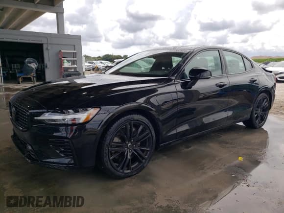 ✅ 2023 Volvo S60 • VIN: 7JRH60FS5PG249262 • Lot: 71563924. Listed on Copart with 31,482 mi. Free auction sales archive from the USA and detailed vehicle history report at DreamBid. Image 1.