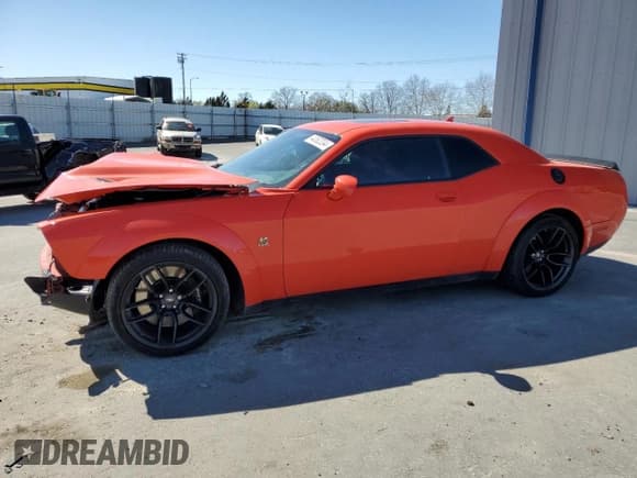 ✅ 2022 Dodge Challenger R/T Scat Pack Widebody • VIN: 2C3CDZFJ2NH210788 • Lot: 44062334. Wystawiony na Copart z przebiegiem 12 151 mil. Bezpłatny archiwum sprzedaży aukcyjnych z USA i szczegółowy raport historii pojazdu na DreamBid. Zdjęcie 1.