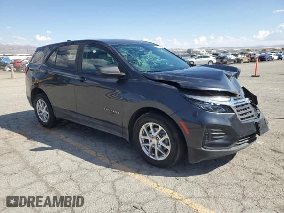 ✅ 2022 Chevrolet Equinox LS • VIN: 3GNAXHEVXNS158730 • Lot: 84274555. Listed on Copart with 28,546 mi. Free auction sales archive from the USA and detailed vehicle history report at DreamBid. Image 4.