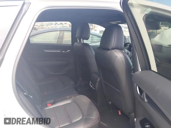 ✅ 2025 Mazda CX-5 Premium • VIN: JM3KFBDY9S0598120 • Lot: 42655453. Listed on IAAI with 2,068 mi. Free auction sales archive from the USA and detailed vehicle history report at DreamBid. Image 8.