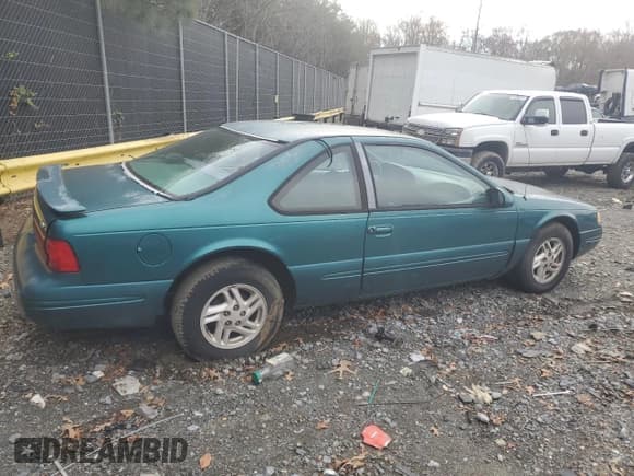 ✅ 1997 Ford Thunderbird LX • VIN: 1FALP6245VH171563 • Лот: 81970734. Опубликован ранее на Copart с пробегом 67 304 миль. Бесплатный доступ к архиву аукционных продаж из США и подробный отчёт об истории автомобиля на DreamBid. Изображение 3.