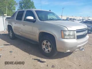 ✅ 2008 Chevrolet Avalanche LTZ • VIN: 3GNEC12038G170903 • Lot: 41865554. Listed on IAAI with 236,577 mi. Free auction sales archive from the USA and detailed vehicle history report at DreamBid. Image 1.