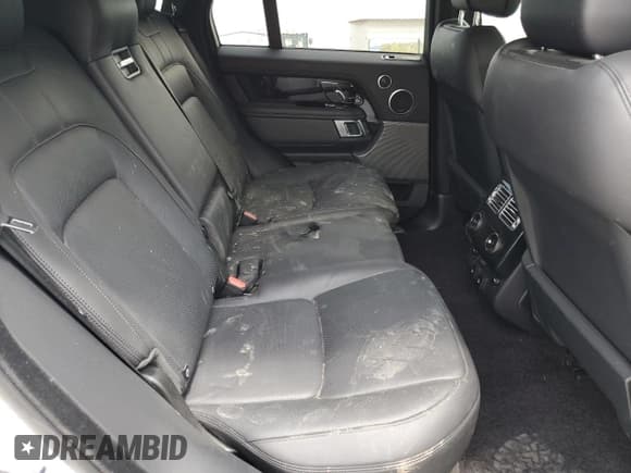 ✅ 2019 Land Rover Range Rover • VIN: SALGS2RE5KA561013 • Lot: 53638245. Wystawiony na Copart z przebiegiem Nie podano. Bezpłatny archiwum sprzedaży aukcyjnych z USA i szczegółowy raport historii pojazdu na DreamBid. Zdjęcie 11.