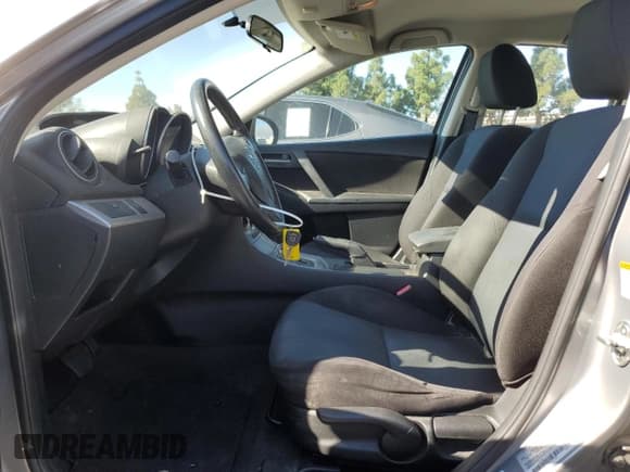 ✅ 2011 Mazda 3 i Touring • VIN: JM1BL1VF7B1431631 • Lot: 91847705. Listed on Copart with 125,756 mi. Free auction sales archive from the USA and detailed vehicle history report at DreamBid. Image 7.