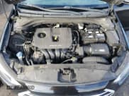 ✅ 2017 Hyundai Elantra SE • VIN: 5NPD84LF9HH025835 • Лот: 91516865. Опубликован ранее на Copart с пробегом 99 116 миль. Бесплатный доступ к архиву аукционных продаж из США и подробный отчёт об истории автомобиля на DreamBid. Изображение 11.