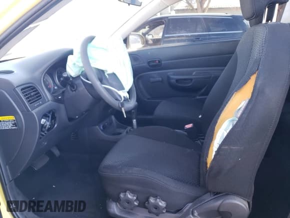 ✅ 2008 Hyundai Accent GS • VIN: KMHCM36C18U099626 • Лот: 80303974. Опубликован ранее на Copart с пробегом 29 050 миль. Бесплатный доступ к архиву аукционных продаж из США и подробный отчёт об истории автомобиля на DreamBid. Изображение 7.