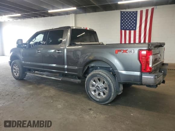 ✅ 2019 Ford F-350 XL • VIN: 1FT8W3BT5KED83515 • Lot: 68743255. Listed on Copart with 34,058 mi. Free auction sales archive from the USA and detailed vehicle history report at DreamBid. Image 2.
