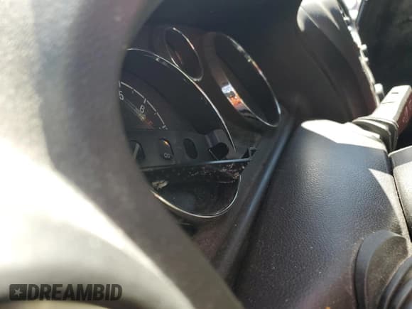 ✅ 2014 Chevrolet Captiva Sport LS • VIN: 3GNAL2EK1ES628495 • Lot: 54849005. Wystawiony na Copart z przebiegiem Nie podano. Bezpłatny archiwum sprzedaży aukcyjnych z USA i szczegółowy raport historii pojazdu na DreamBid. Zdjęcie 9.