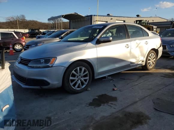 ✅ 2013 Volkswagen Jetta SE • VIN: 3VWDP7AJ6DM428104 • Lot: 87220754. Listed on Copart with 197,306 mi. Free auction sales archive from the USA and detailed vehicle history report at DreamBid. Image 1.