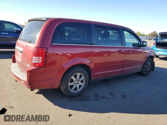 ✅ 2009 Chrysler Town & Country LX • VIN: 2A8HR44E79R561233 • Lot: 90705535. Wystawiony na Copart z przebiegiem 244 257 mil. Bezpłatny archiwum sprzedaży aukcyjnych z USA i szczegółowy raport historii pojazdu na DreamBid. Zdjęcie 3.