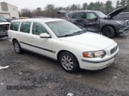 ✅ 2001 Volvo V70 • VIN: YV1SW61R412105454 • Lot: 43804899. Listed on IAAI with 109,432 mi. Free auction sales archive from the USA and detailed vehicle history report at DreamBid. Image 1.
