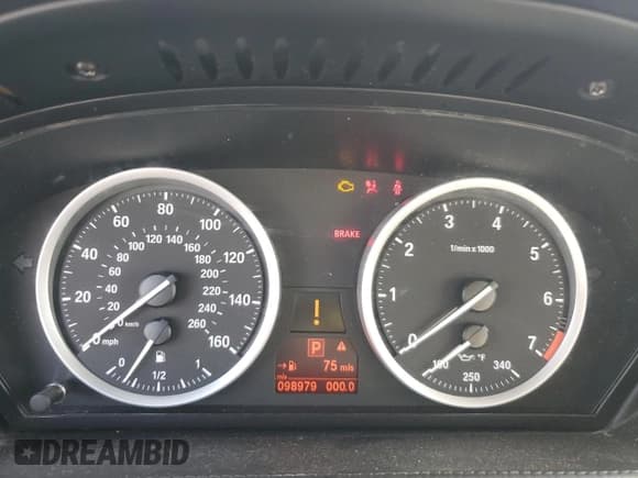 ✅ 2010 BMW 6 Series 650i • VIN: WBAEB5C55AC225693 • Lot: 86995665. Listed on Copart with 98,979 mi. Free auction sales archive from the USA and detailed vehicle history report at DreamBid. Image 9.