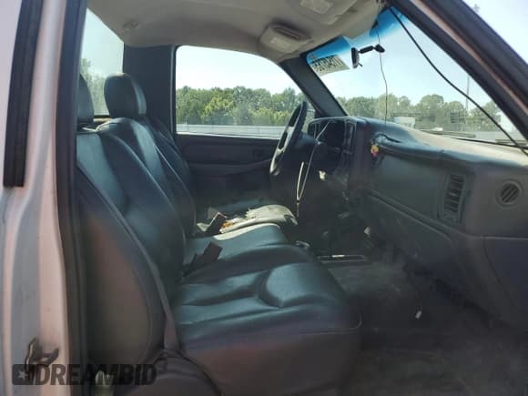 ✅ 2004 Chevrolet Silverado 2500HD Work Truck • VIN: 1GCHK24U14E378679 • Лот: 71545765. Опубликован ранее на Copart с пробегом 250 860 миль. Бесплатный доступ к архиву аукционных продаж из США и подробный отчёт об истории автомобиля на DreamBid. Изображение 10.