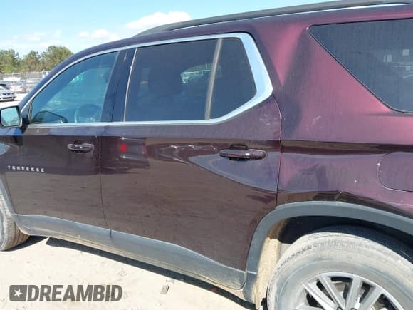 ✅ 2022 Chevrolet Traverse LT Cloth • VIN: 1GNERGKW3NJ111110 • Lot: 41908408. Listed on IAAI with 62,724 mi. Free auction sales archive from the USA and detailed vehicle history report at DreamBid. Image 14.