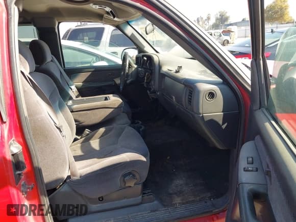 ✅ 2001 GMC Sierra 1500 SLE • VIN: 2GTEC19T011266589 • Лот: 43566503. Опубликован ранее на IAAI с пробегом 285 195 миль. Бесплатный доступ к архиву аукционных продаж из США и подробный отчёт об истории автомобиля на DreamBid. Изображение 5.