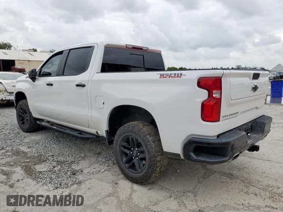 ✅ 2021 Chevrolet Silverado 1500 LT Trail Boss • VIN: 1GCPYFED0MZ287038 • Lot: 62336005. Listed on Copart with 57,108 mi. Free auction sales archive from the USA and detailed vehicle history report at DreamBid. Image 2.