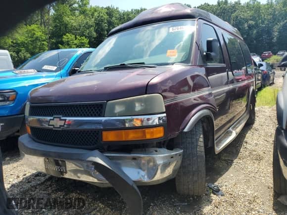 2003 Chevrolet Express Passenger with VIN 1GBFG15X431233061, listed as a Copart auction lot 62646375 with Not provided miles and Salvage title. Bid and sale history available at DreamBid. Image 1.