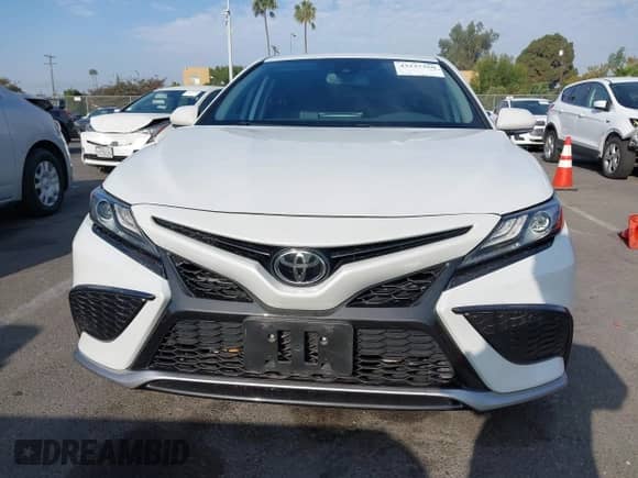 2021 Toyota Camry XSE z VIN 4T1K61AK4MU438222, wystawiony jako IAAI lot #43237160 z przebiegiem 49 103 mil mil oraz . Historia ofert i sprzedaży dostępna na DreamBid. Obrazek 13.